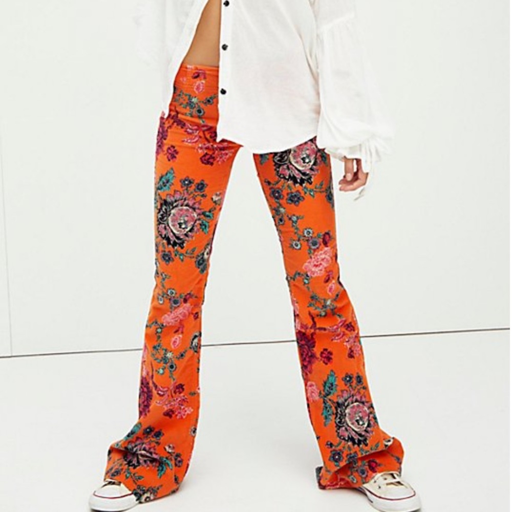 ISO We The Free - Pull on Corduroys Printed Flares